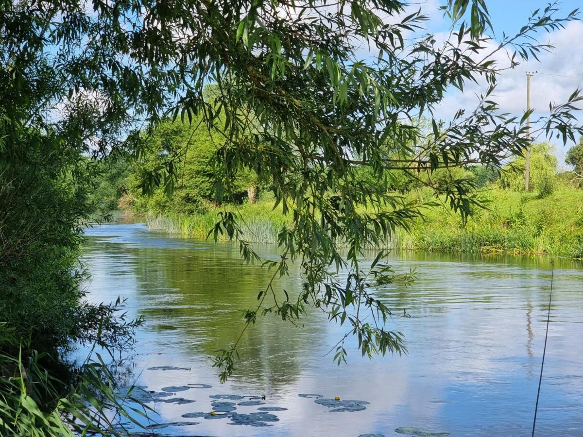 The Boathouse Bed and Breakfast Stratford-upon-Avon Exteriör bild